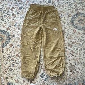 North Face hiking joggers tan size small